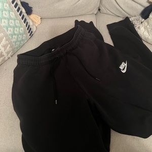 black nike sweats size xsmall
